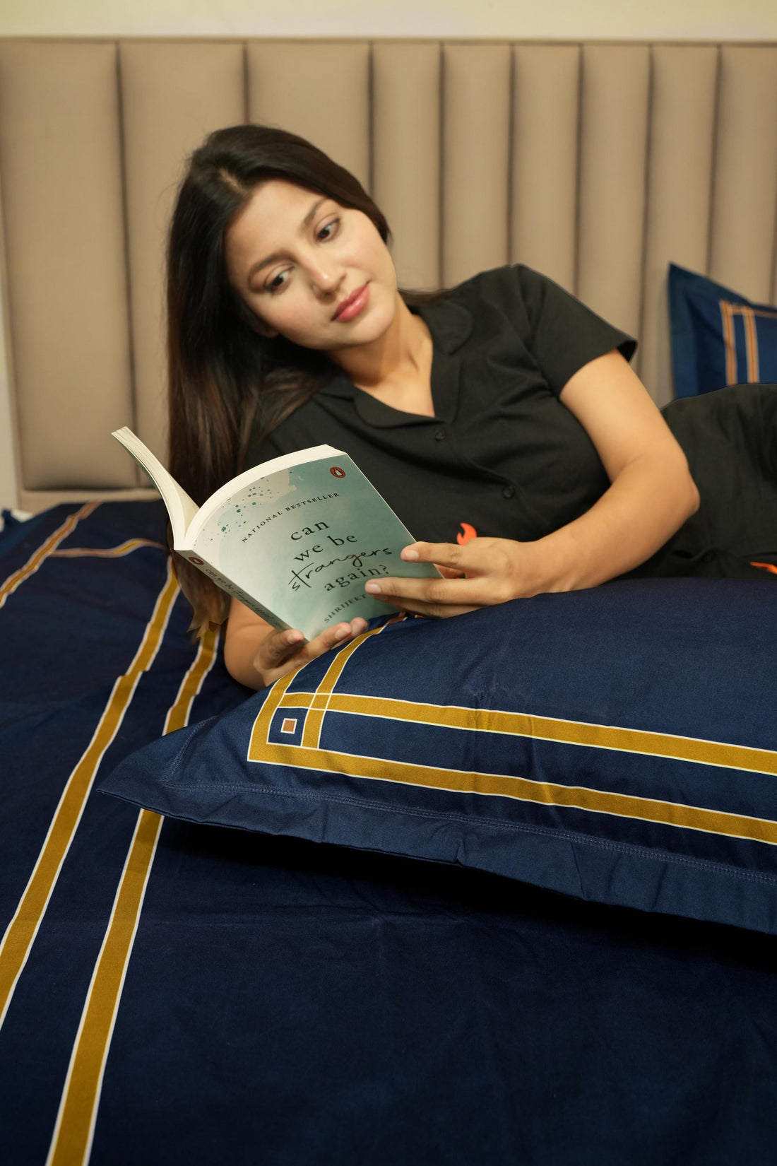 Gentle Grid Nest Bedding Set – Deep Blue - 400 TC Cotton