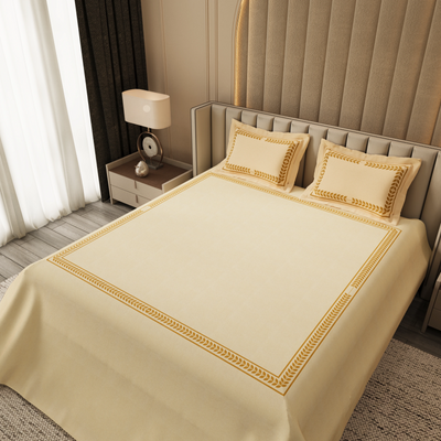 Seren Crest Cuddle Bedding Set – Beige